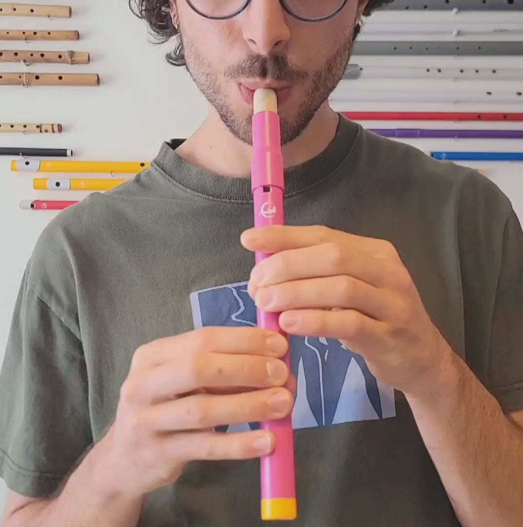 derey-flute-amerindienne-mi-rose-pink-feather-video
